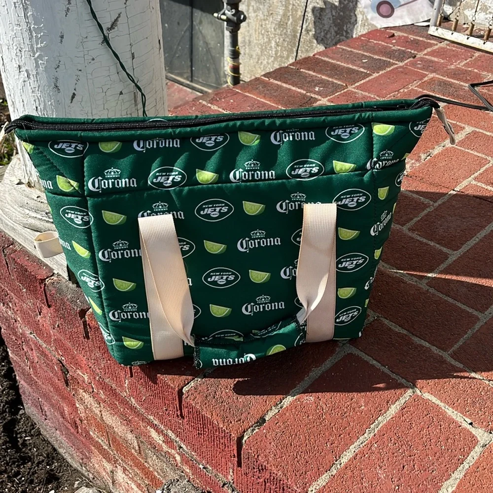 Corona Cooler bag. 💕 - Picture 1 of 6